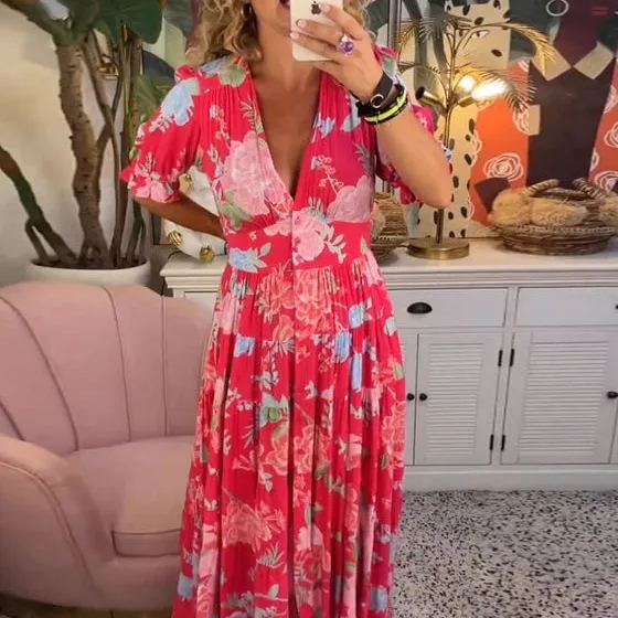 V-neck dress with floral print