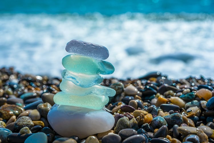 Crash Course in Sea Glass: Learn What It Is + Where to Find It