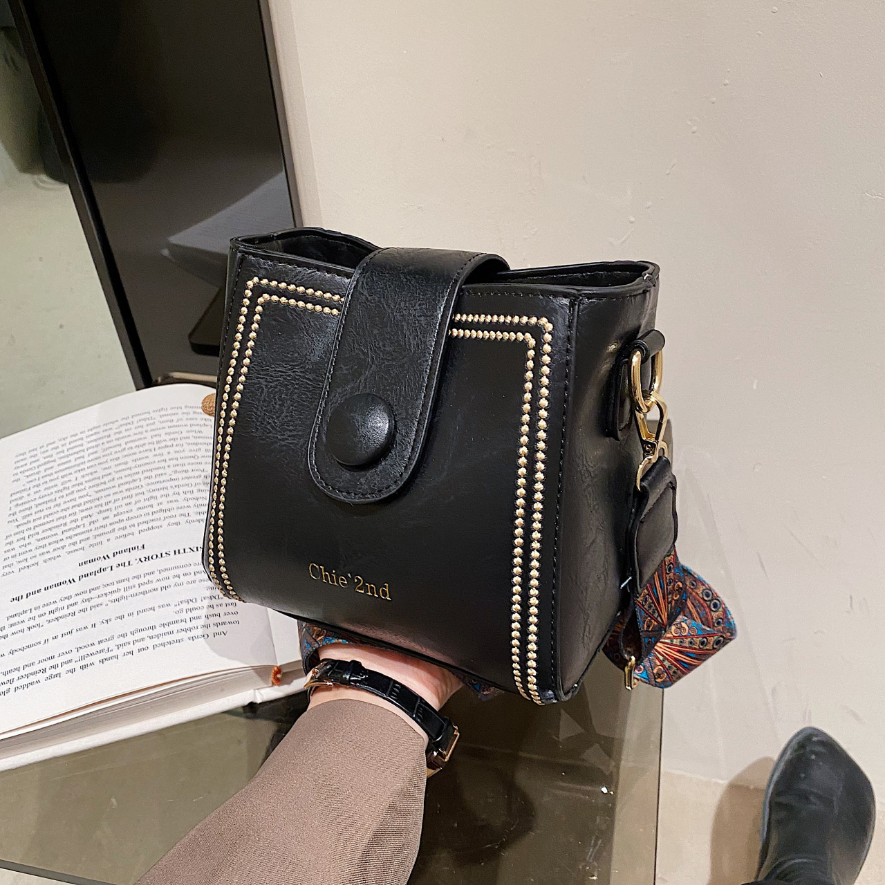 🔥Hot Sale👜Leather Vintage Fashion Bag with Adjustable Wider Shoulder Strap