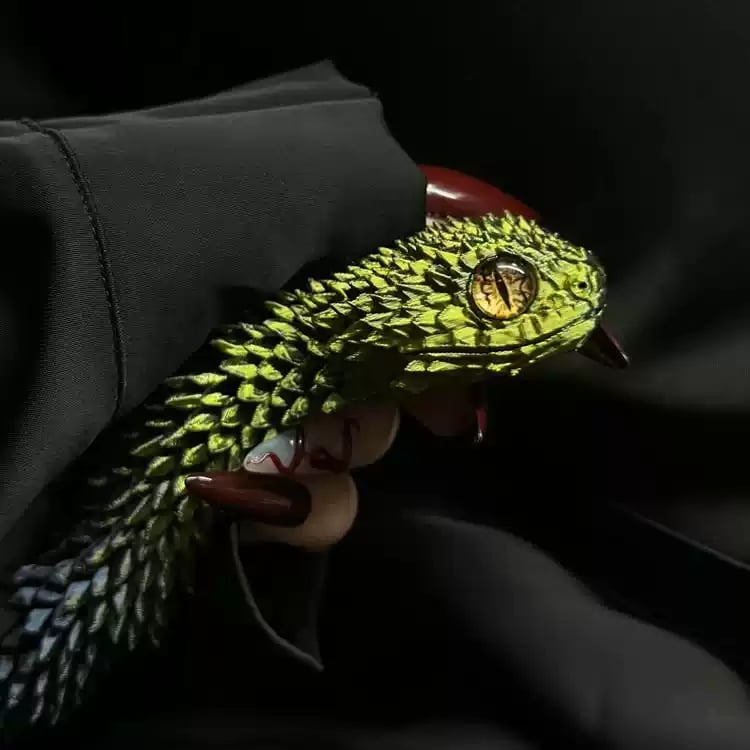 3D Printed Articulated Bush Viper Snake🐍