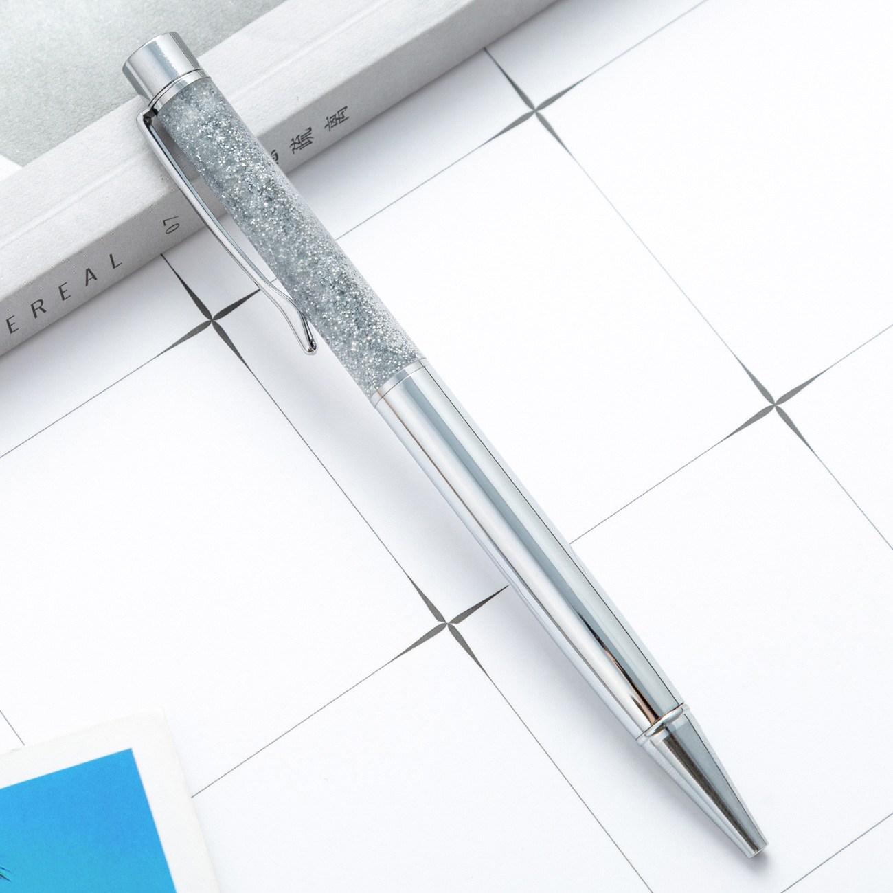 Metal Pen Shiny Dynamic Liquid Sand Pen - Unique and Practical Gift