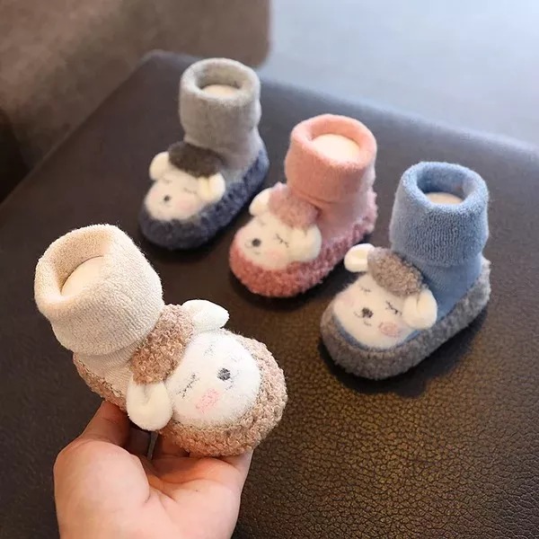 👶Baby Cartoon Plush Cotton Toddler Shoes