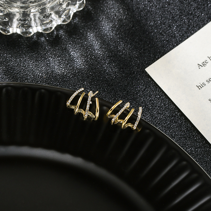 🌹Shiny Crystal Earrings