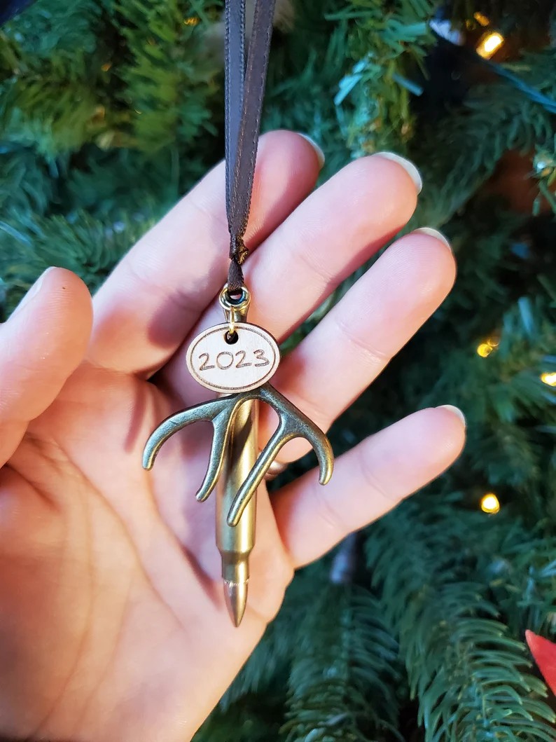 2023 Hunting Christmas Ornament