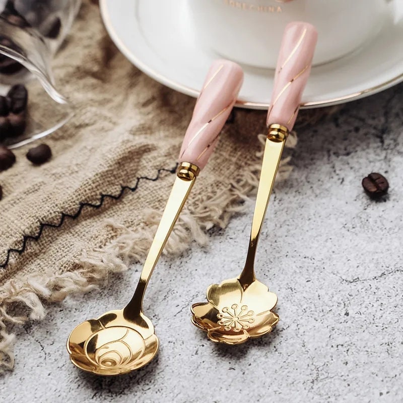 Anti-scald tea spoon with ceramic handle🎁Sweet gift for sisters