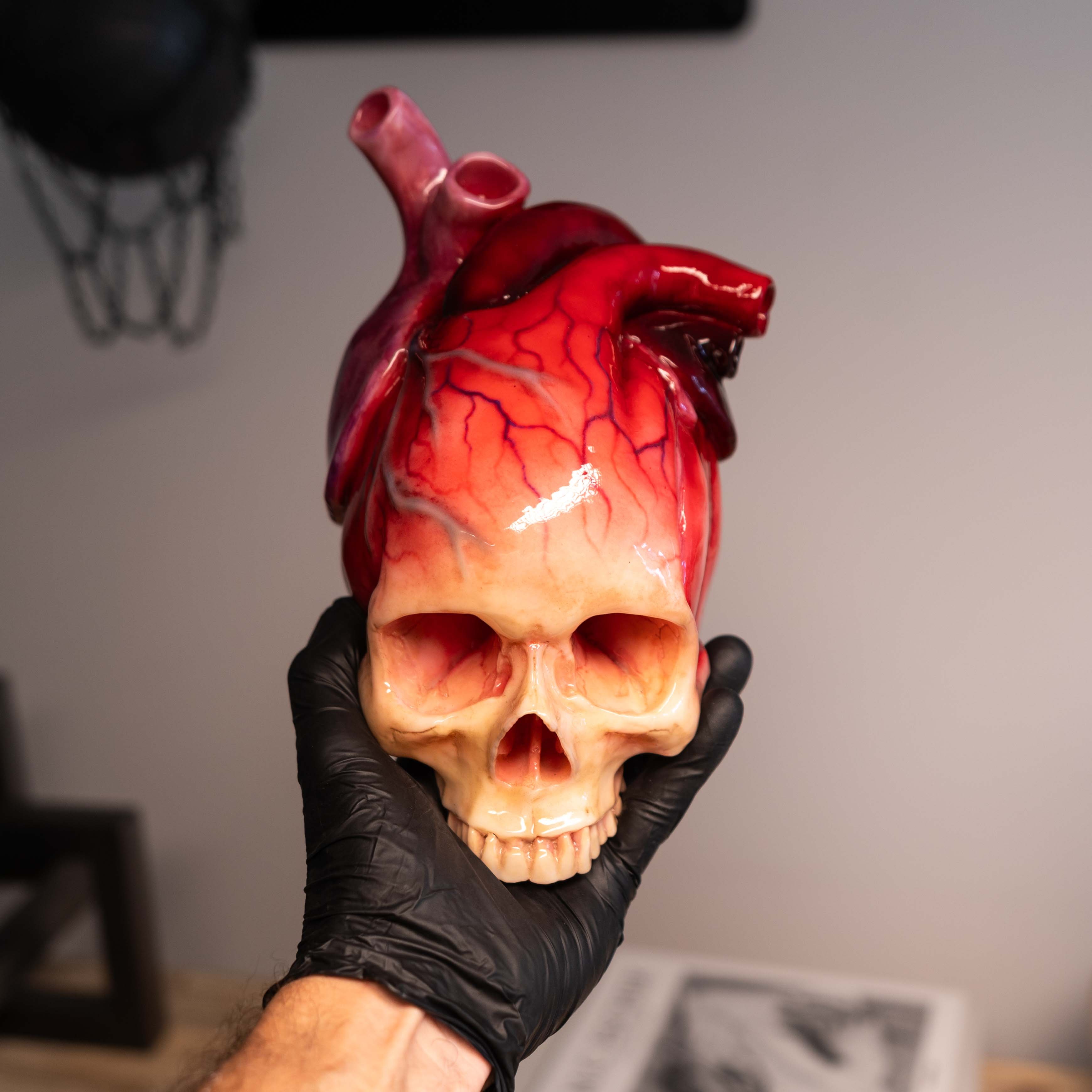 💀The Tell-Tale Heart Skull ❤️BUY 2 FREE SHIPPING