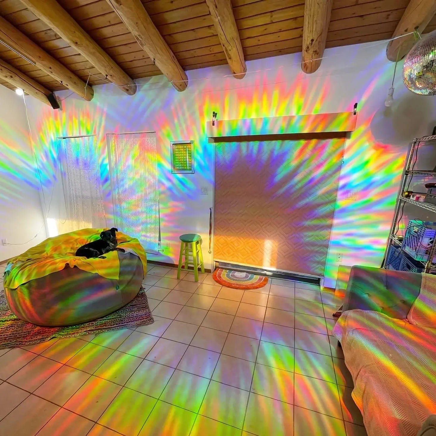 3D seven-color stereoscopic non-adhesive electrostatic ray prism film