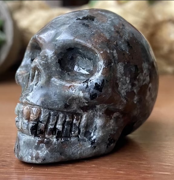 🎁CHRISTMAS GIFT - 💀Natural Hand Carved Yooperlite skull