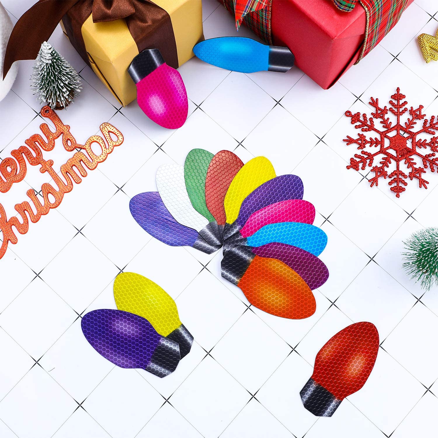 🎄Christmas Sales 50% OFF- 🔥Reflective Light Bulb Magnet Decoration Set