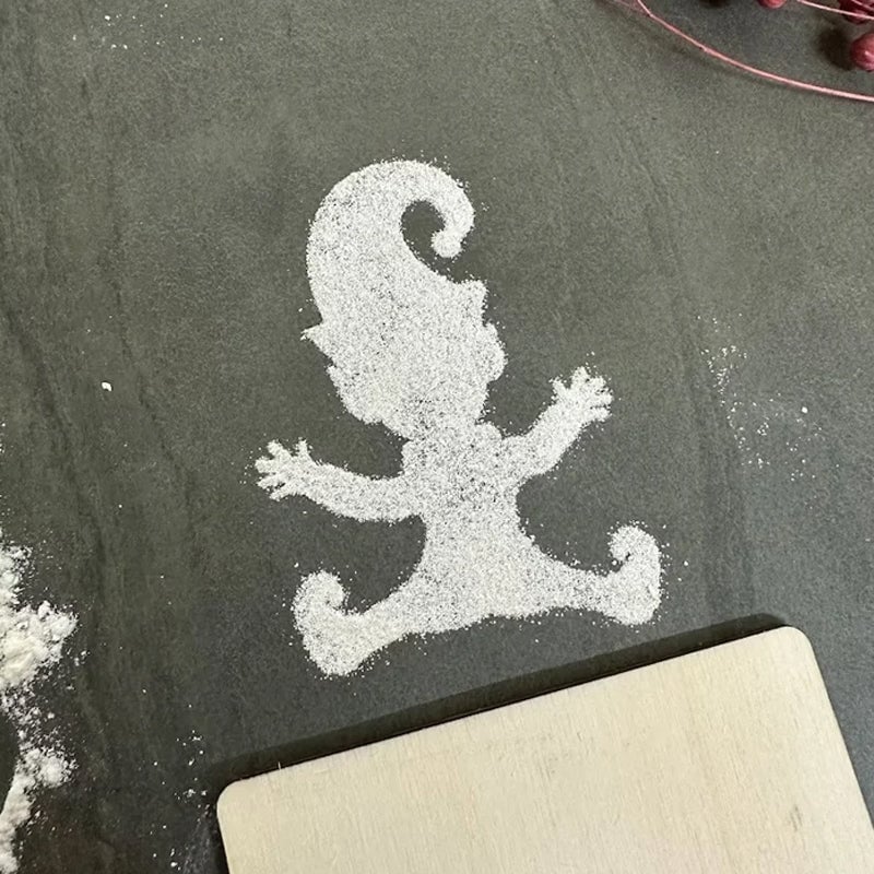 👼Christmas Footprints Stencil For Gnomes