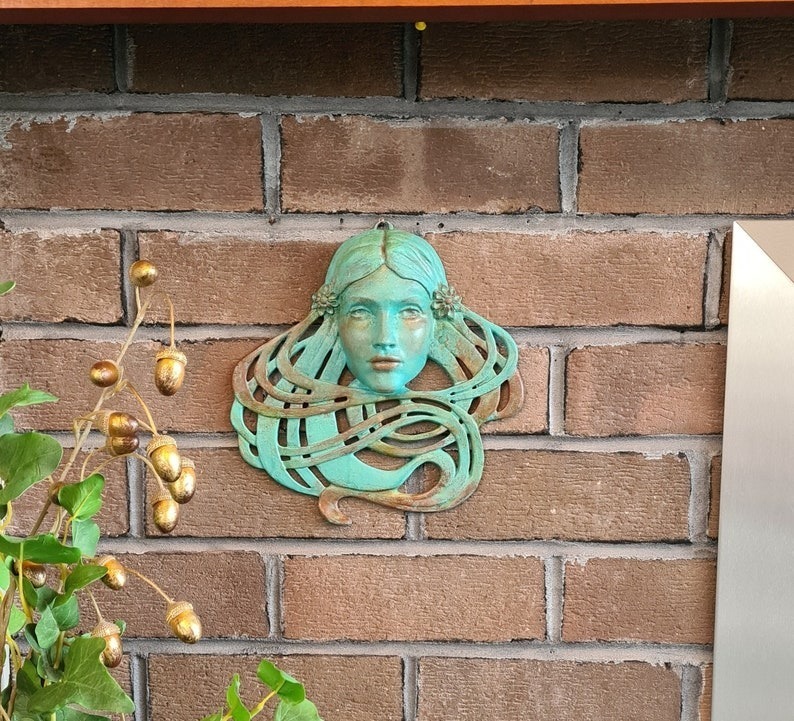 Saoirse (Sersha) Art Nouveau inspired sculpted female face