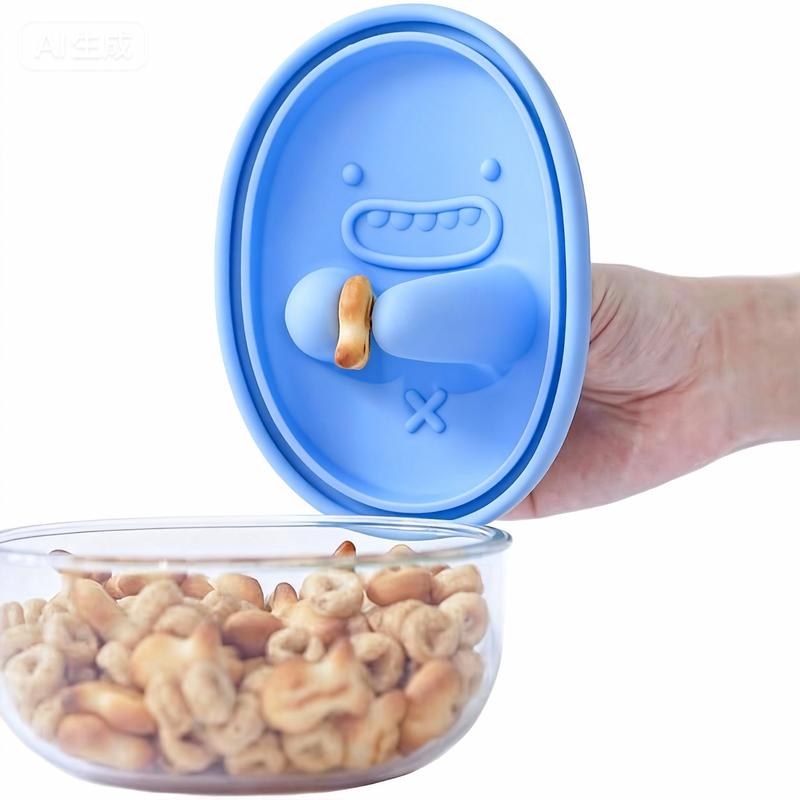 2-in-1 No-Mess Snack Container
