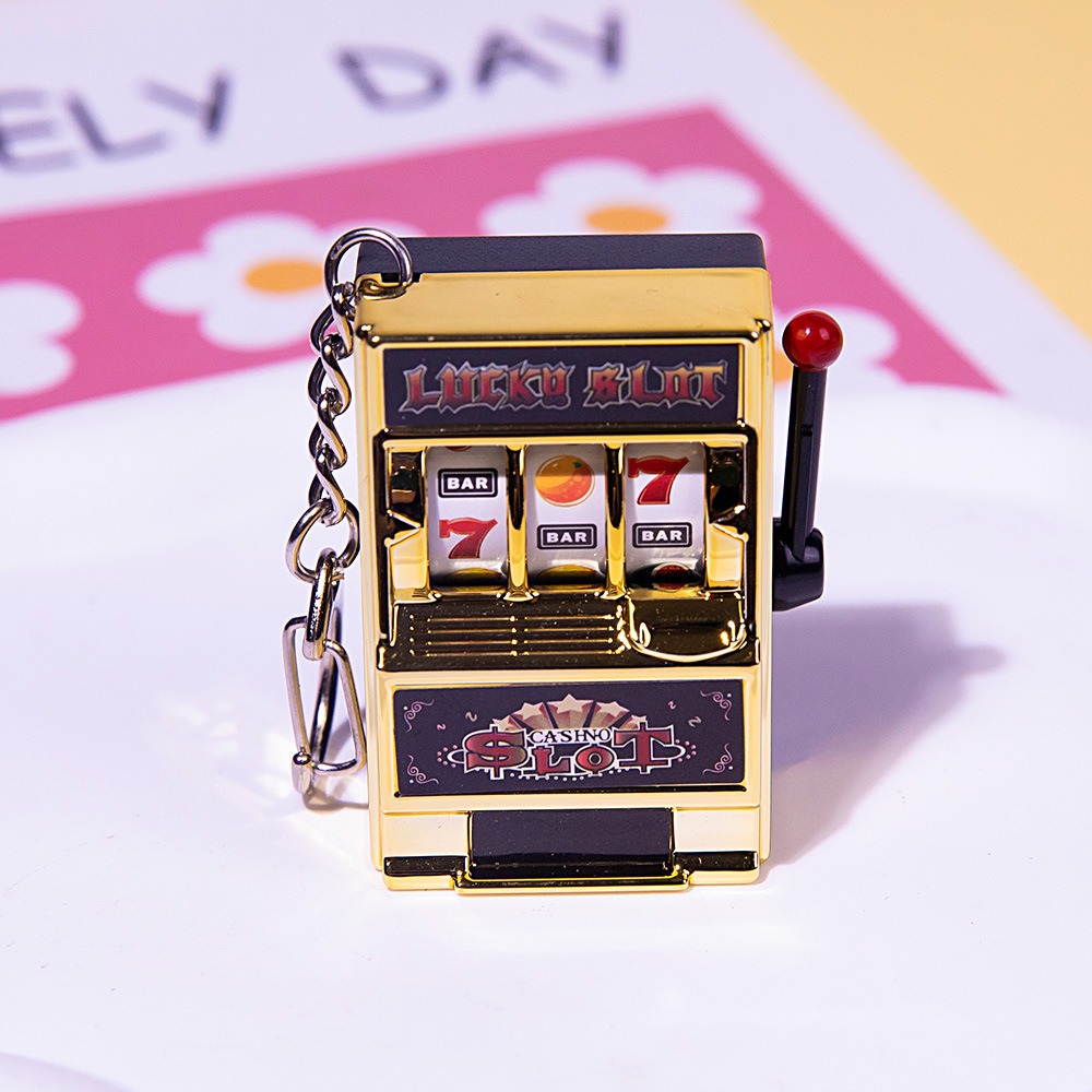🔥Mini Fruit Slot Machine Keychain