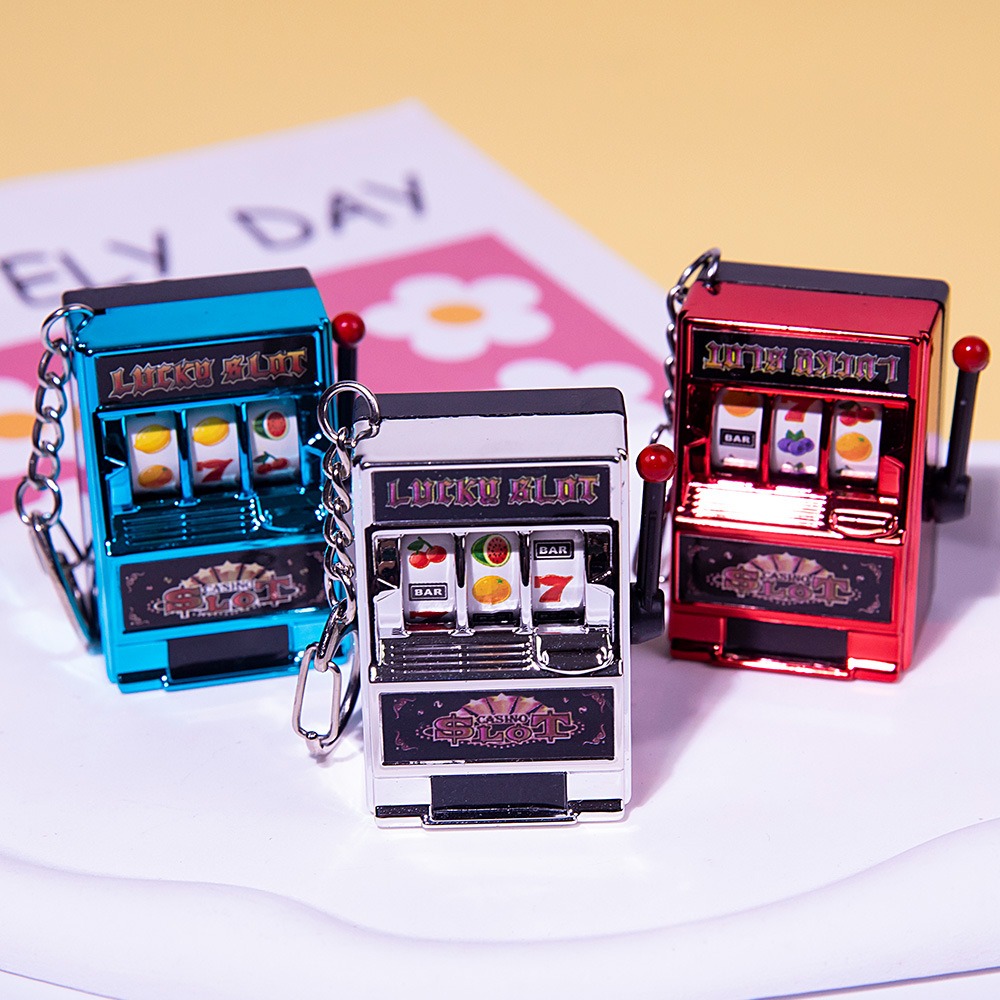 🔥Mini Fruit Slot Machine Keychain