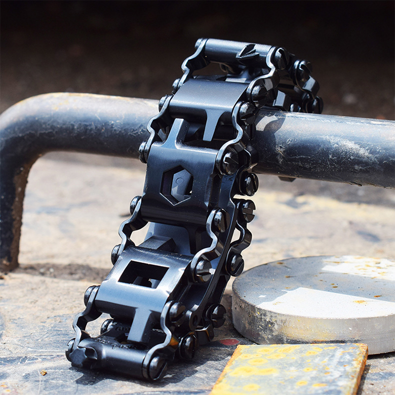 🌲Christmas Hot Sale 49% OFF🔥Outdoor Multifunction Tool Bracelet For Watch
