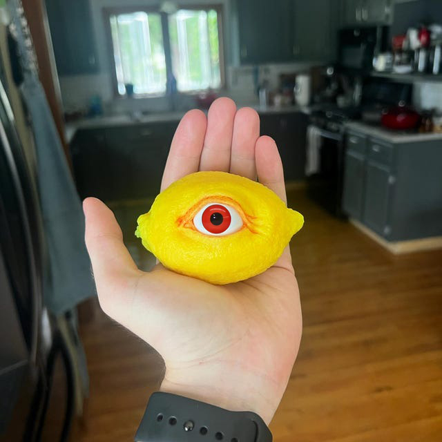 👁️All-Seeing Lemon Funny Resin Art Statue🍋