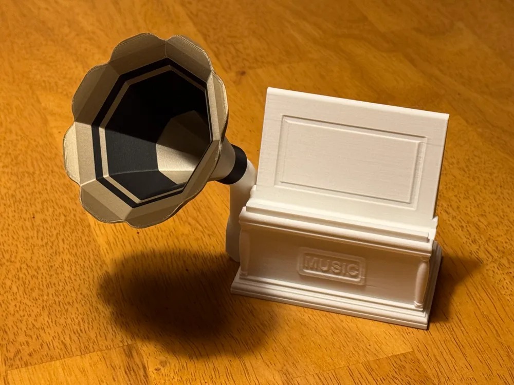 Phonograph Phone Holder