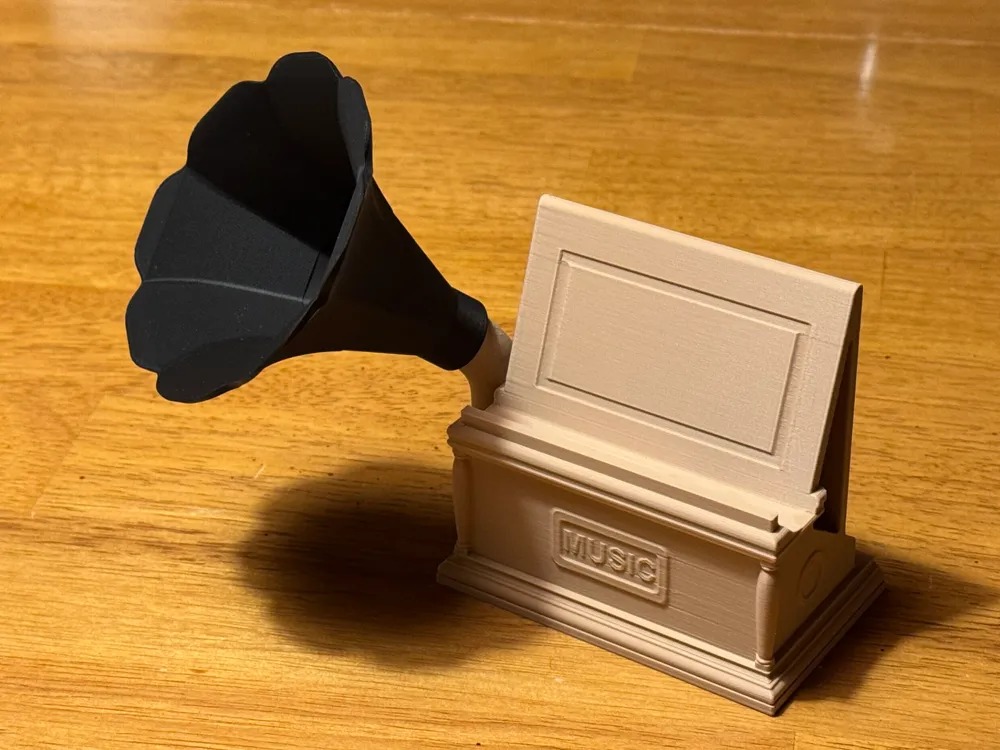 Phonograph Phone Holder
