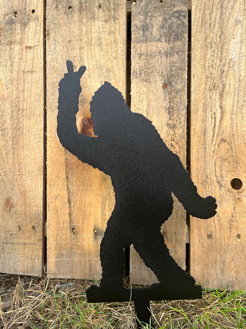 🤩Bigfoot Garden Stake👣