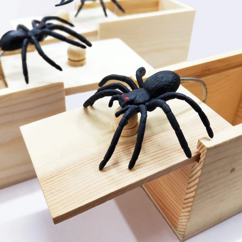 🎁Hot Sale Promotion-49% OFF🤣-Super Funny Crazy Prank Gift Box Spider