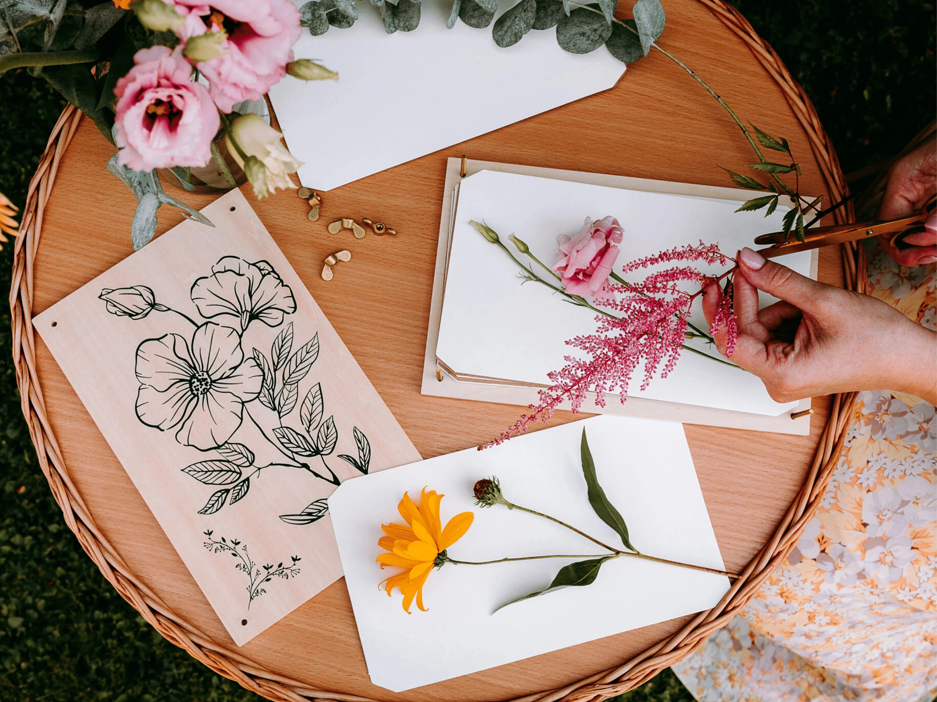 🌸Wooden Flower Press Kit - 🎁Great Gift For Arts and Crafts Lovers