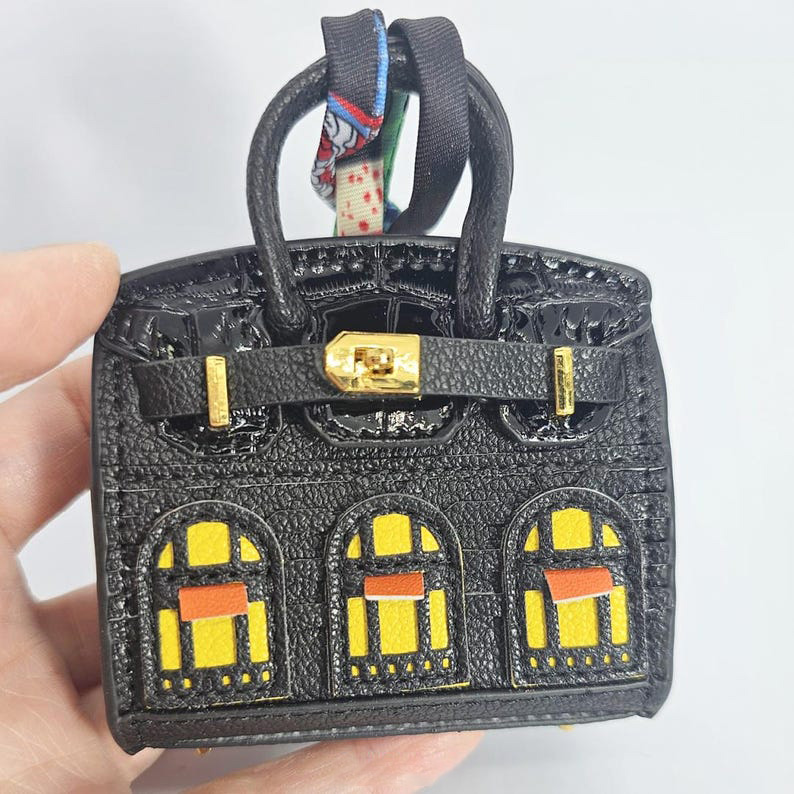 Mini handmade earphone or car key holder