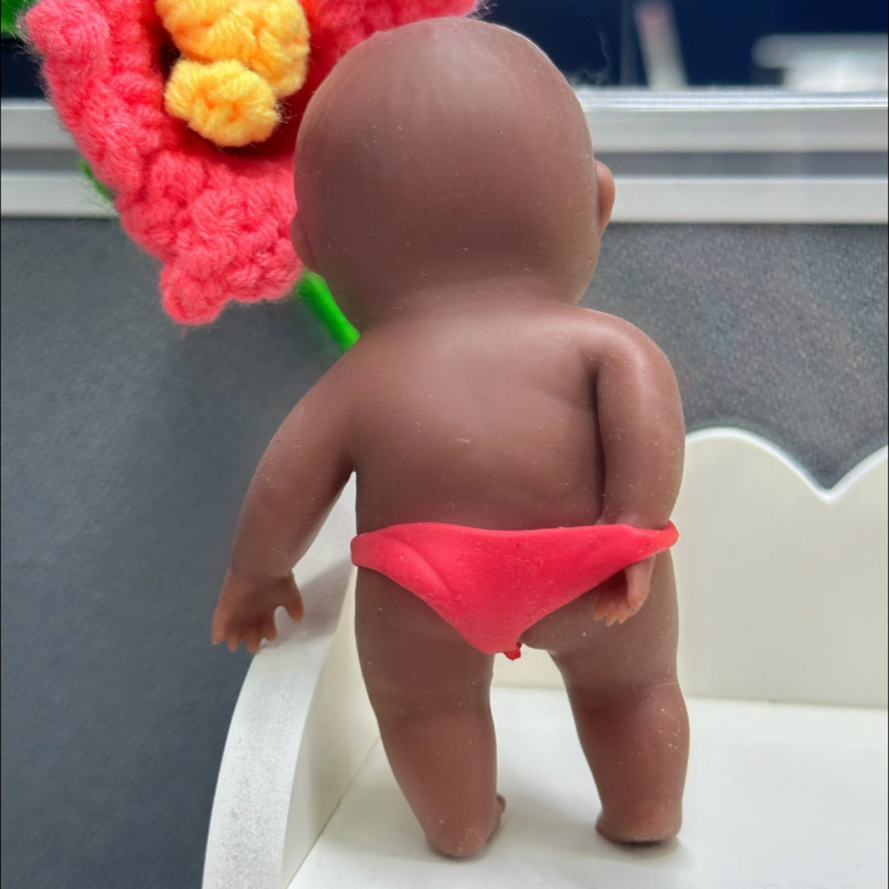 Decompress Doll squishy