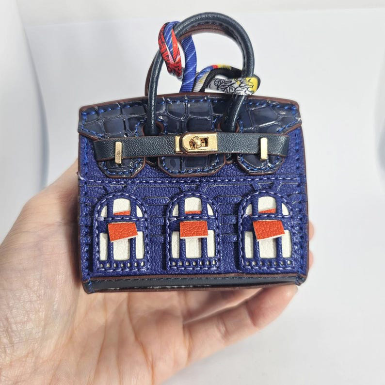 Mini handmade earphone or car key holder