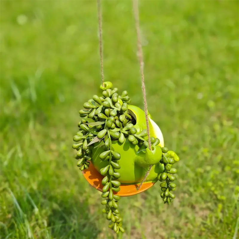 🐸CHARMING FROG-SHAPED HANGING PLANTER
