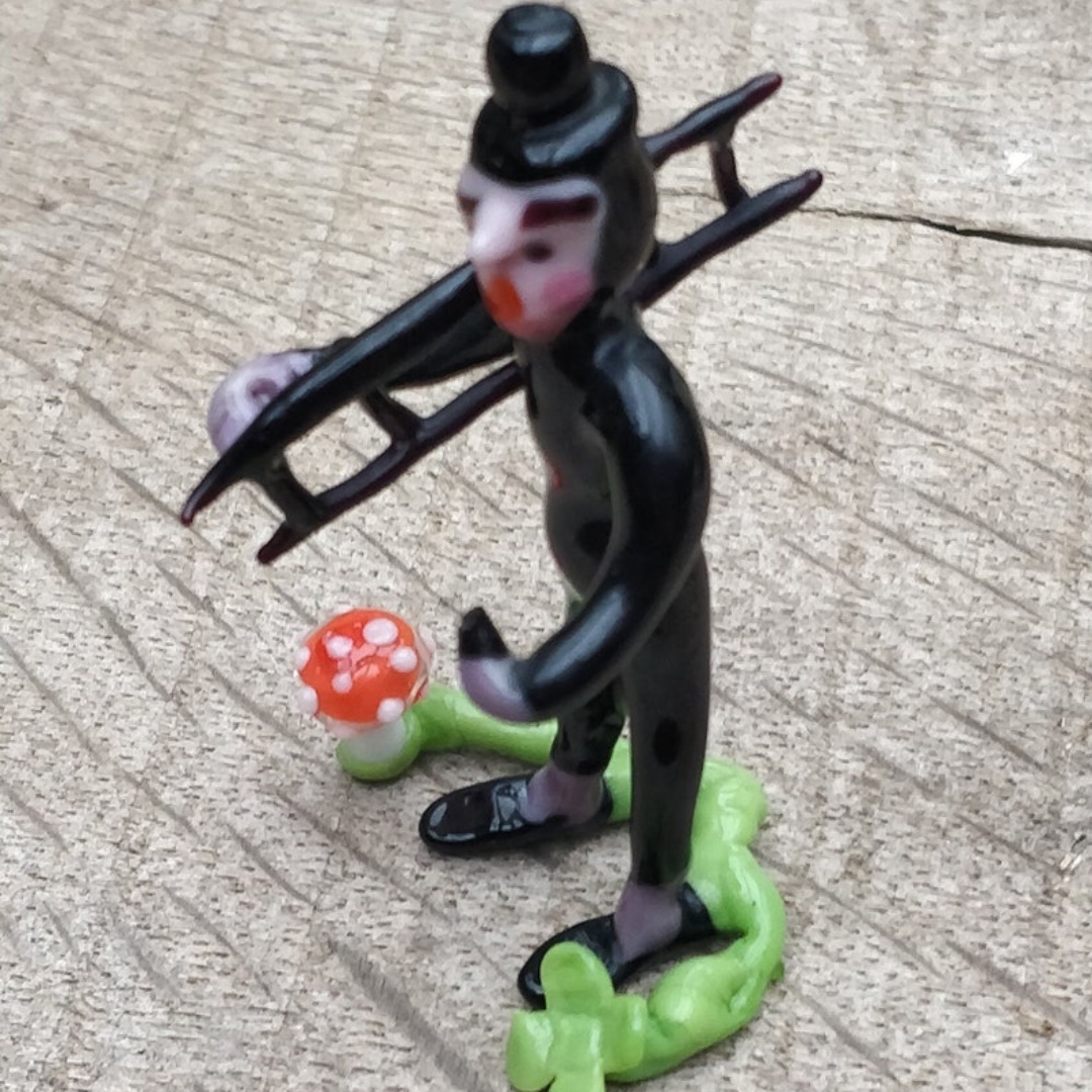 🍇Chimney Sweeper Ornament✨