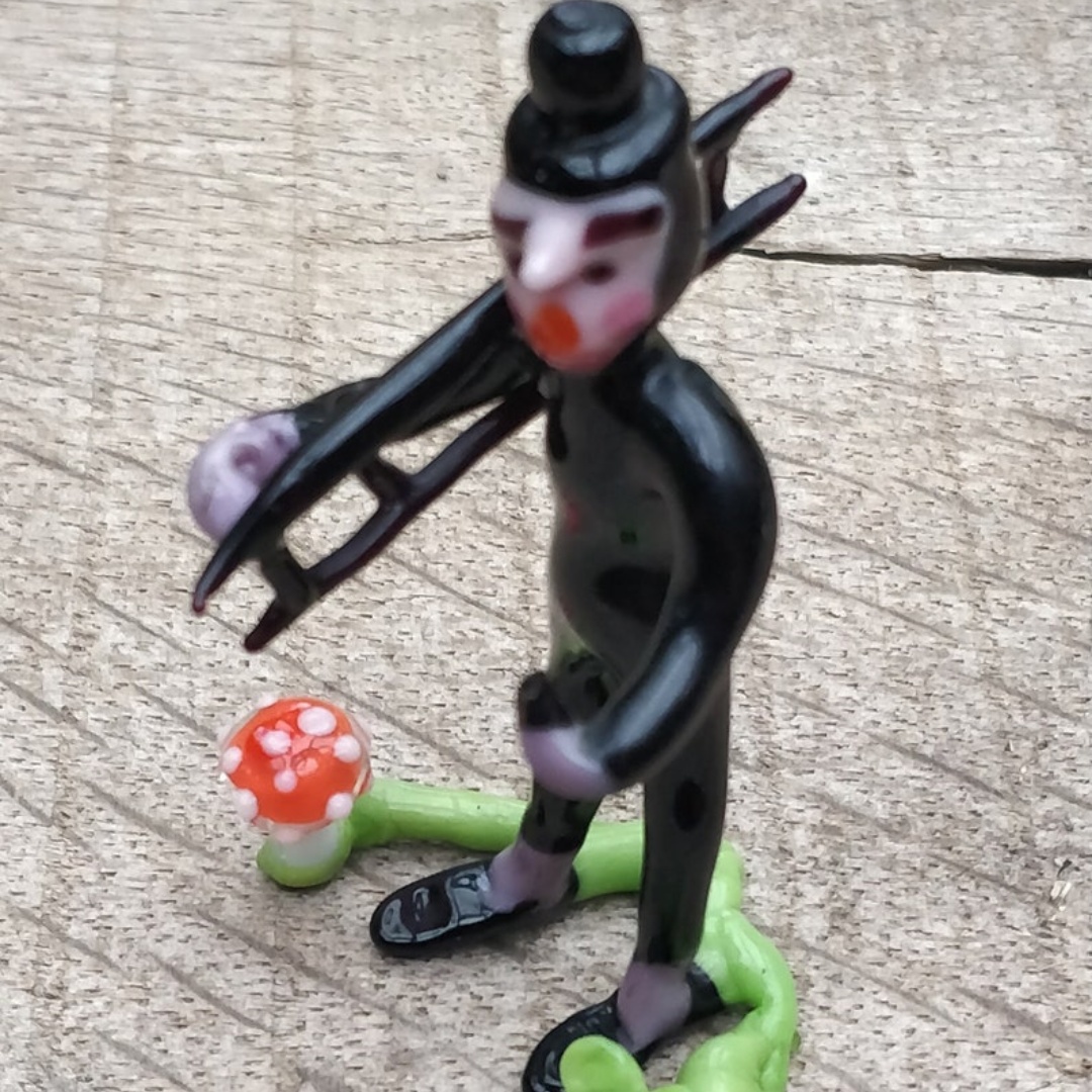 🍇Chimney Sweeper Ornament✨