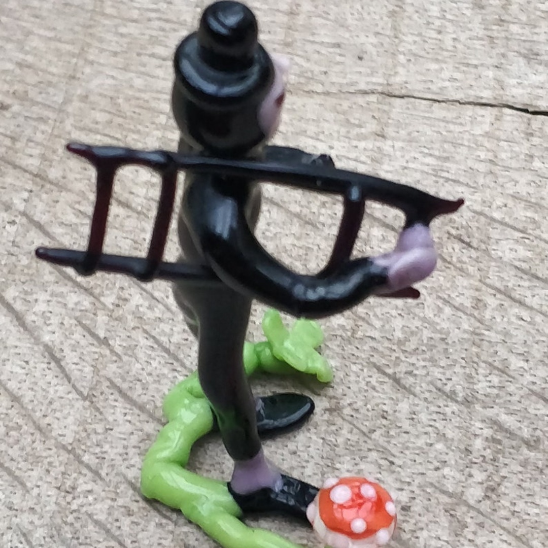 🍇Chimney Sweeper Ornament✨