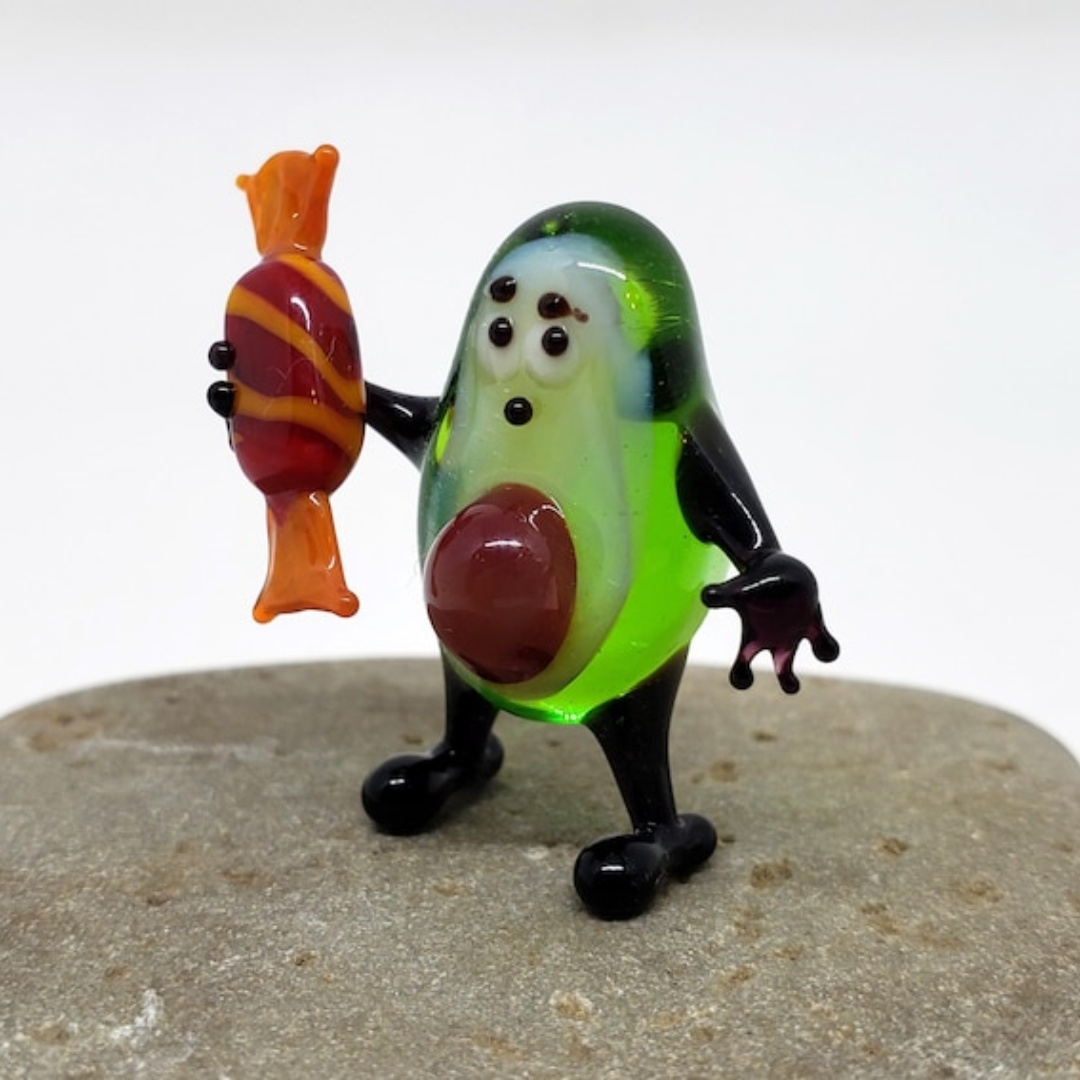 🥑Cool Avocado Family Ornament😍