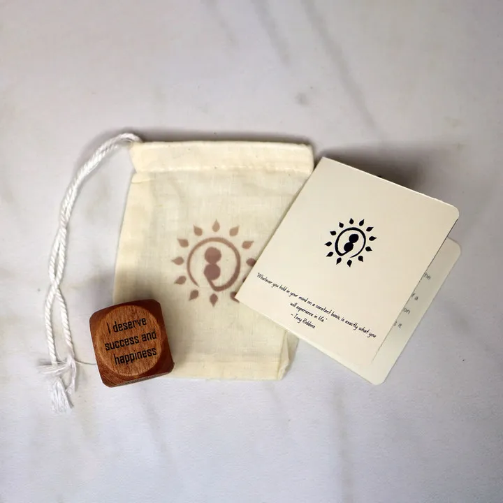 🎁Positive Affirmation Wooden Dice