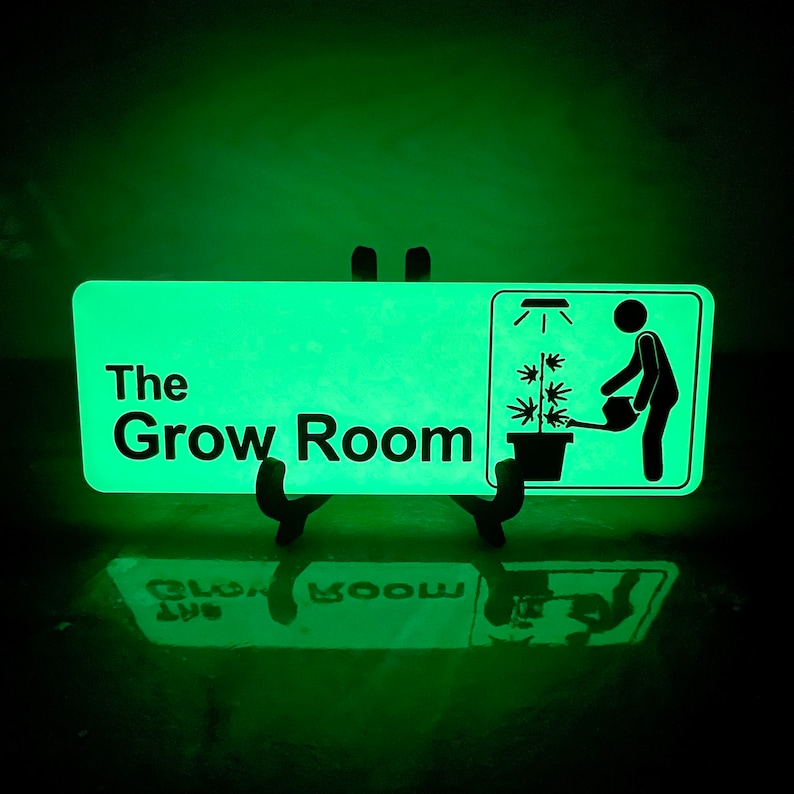 😵The Grow Room Sign