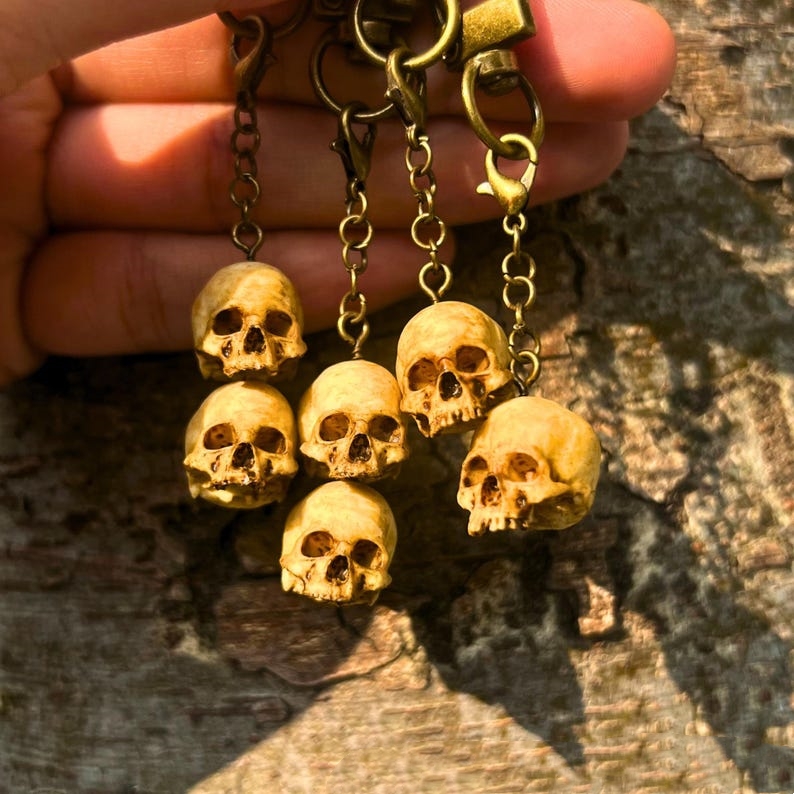 💀Painted Skull Keychain