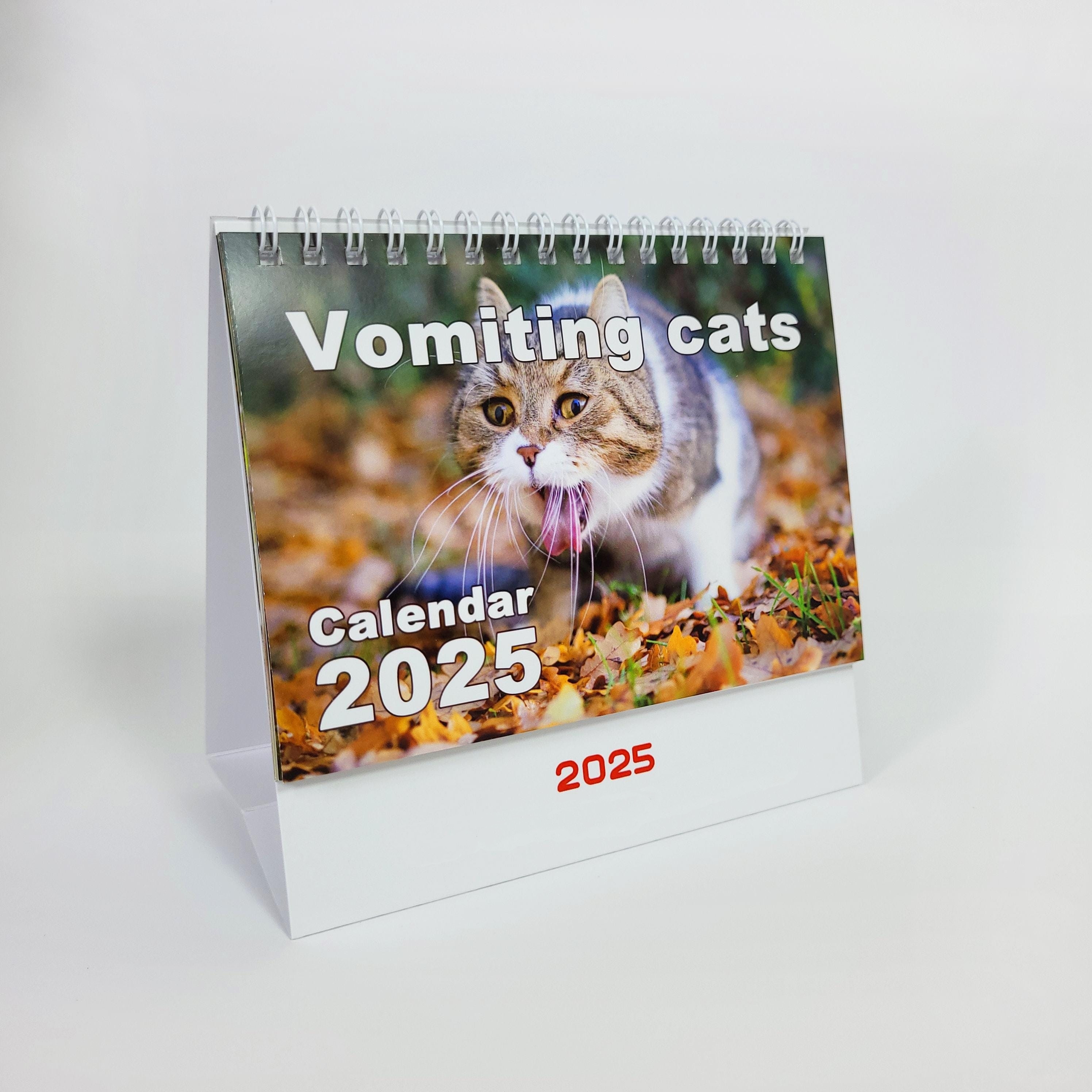 💥Last Day Promotion 50% Off - 😹Vomiting Cats 2025 Desk Calendar📅