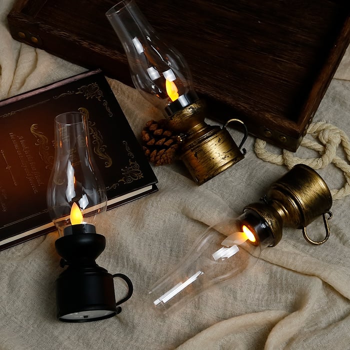 🕯️LED Vintage Kerosene Lamp Electronic Swing Candle