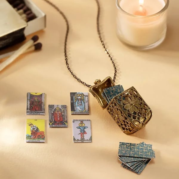 🔥LAST DAY 49% OFF - 📿Tiny Tarot Deck Necklace