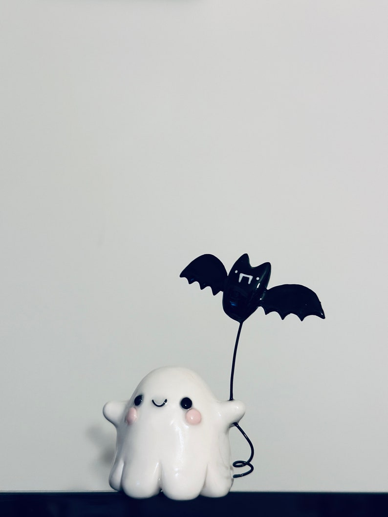 👻Handmade Ghost Figurine💖