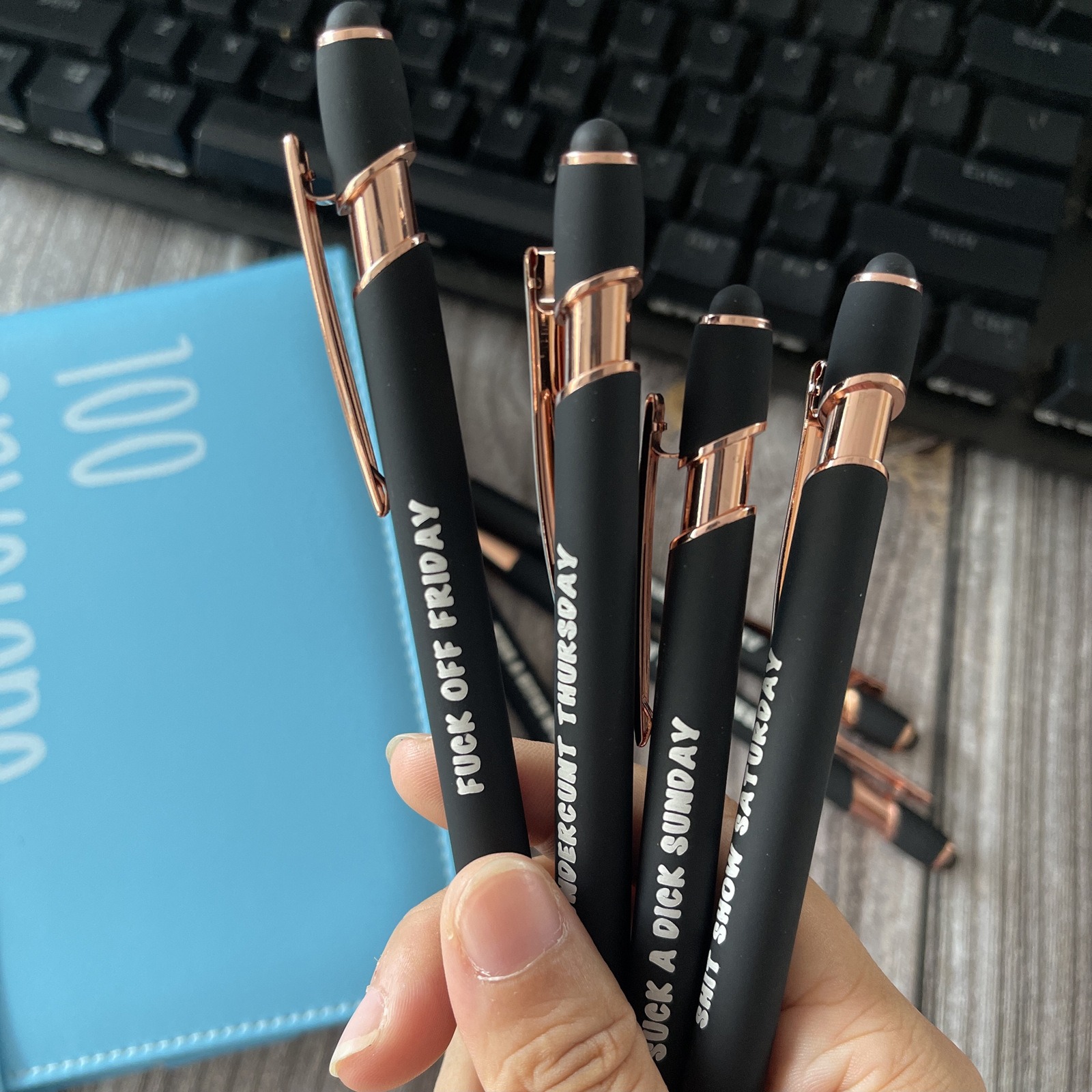 🎁FUNNY GIFT-A FUN SEVEN DAY MOOD PEN🖋️