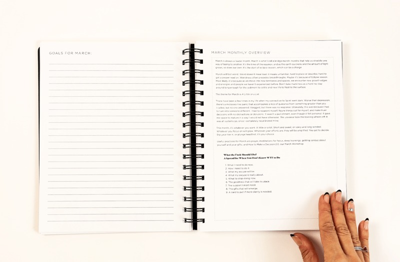 📚2025 Many Moons Lunar Planner