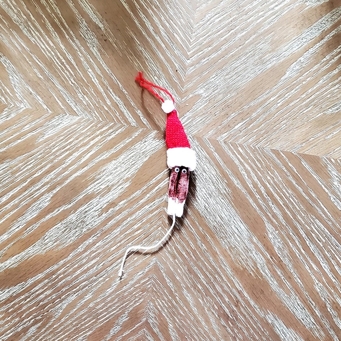 Give Her A Bloody Tampon Gross Prank Gifts Christmas Ornament
