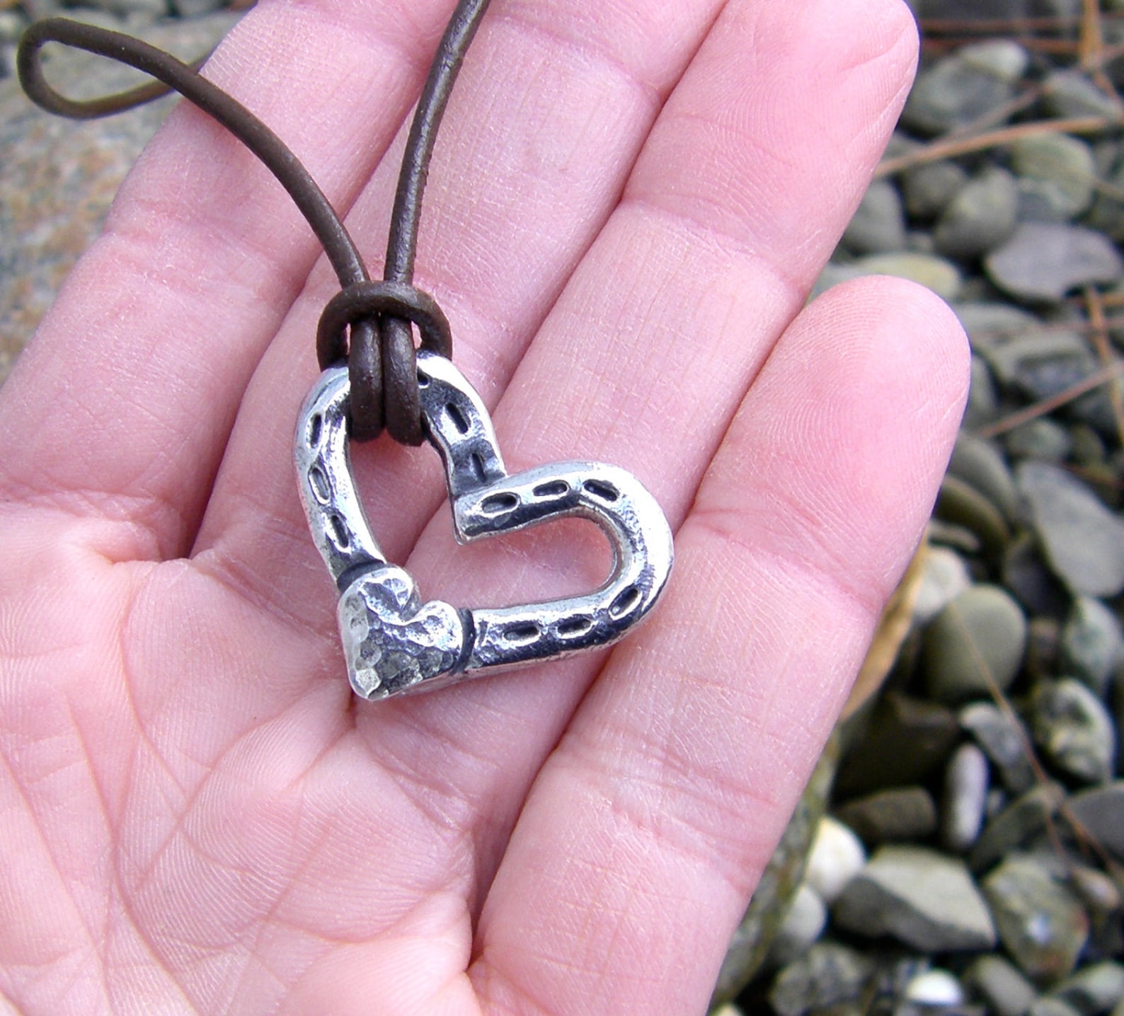 Heart and Horse Shoes Necklace