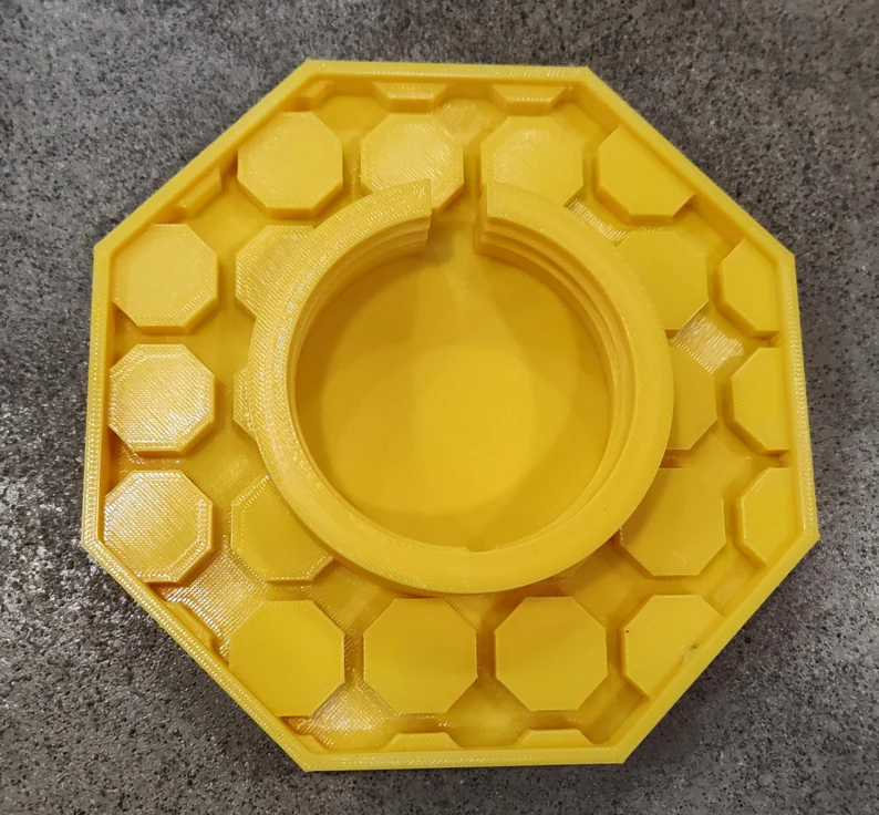 bee watering dish
