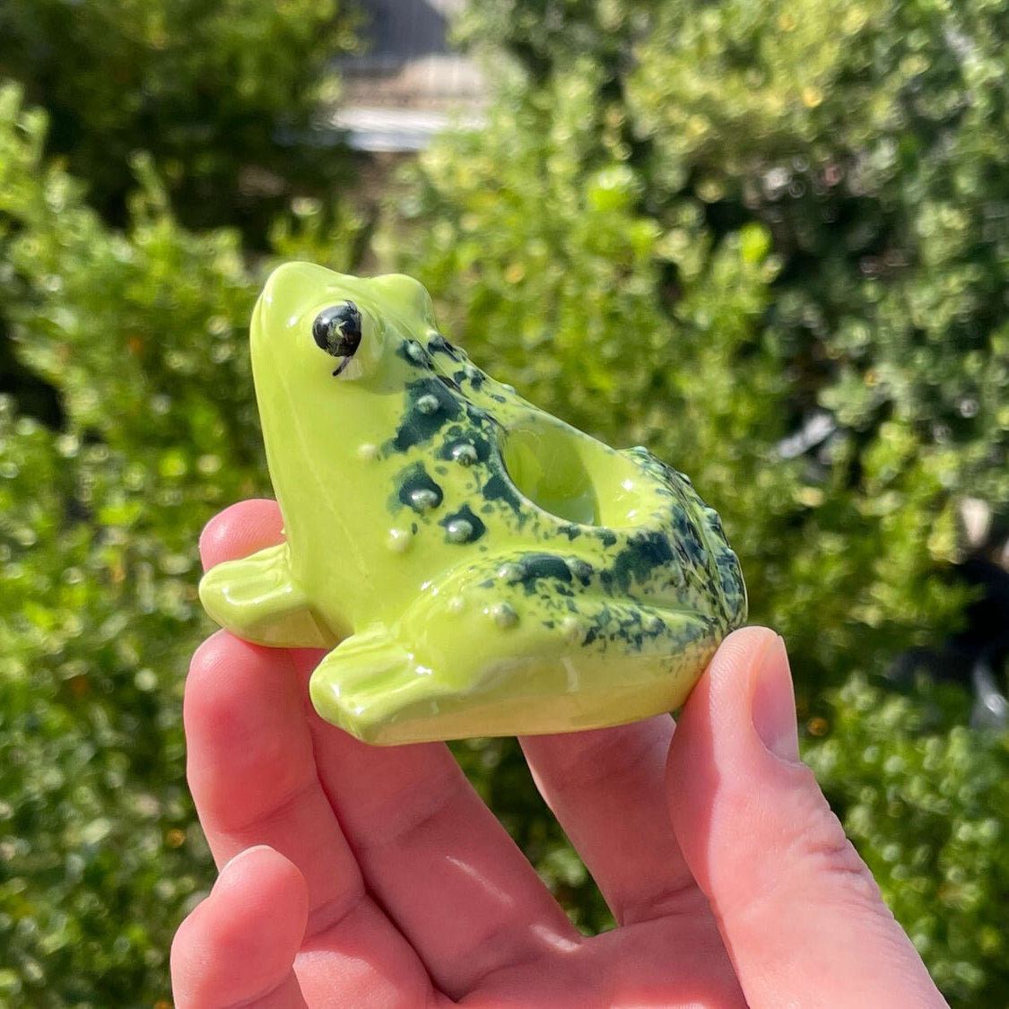  💚🐸Frog Pipe Unique Ceramic Smoking Hand Pipes