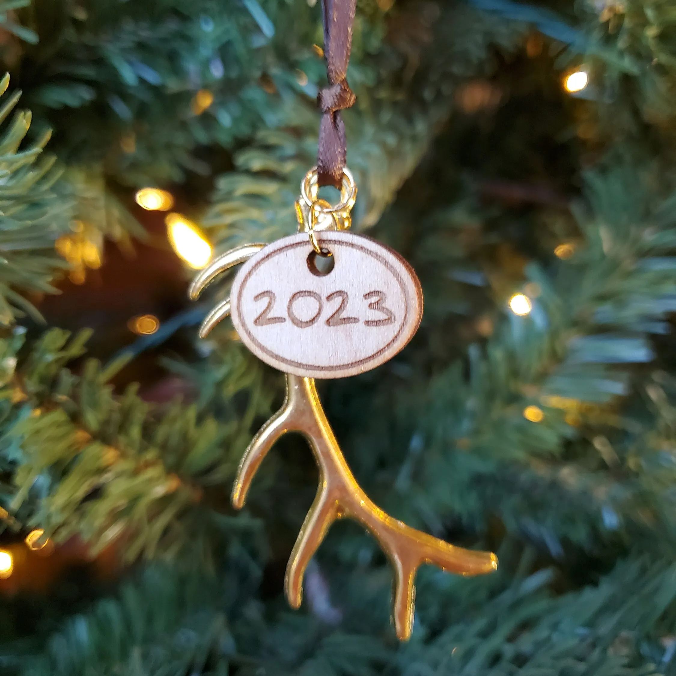 🦌2023 Hunting Christmas Tree Ornament