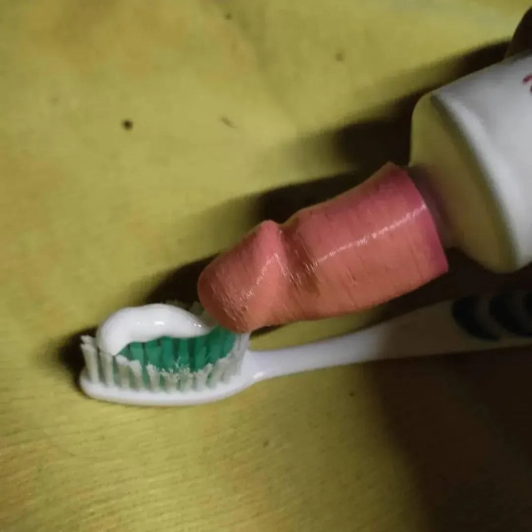 🤣Funny Penis Toothpaste Dispenser