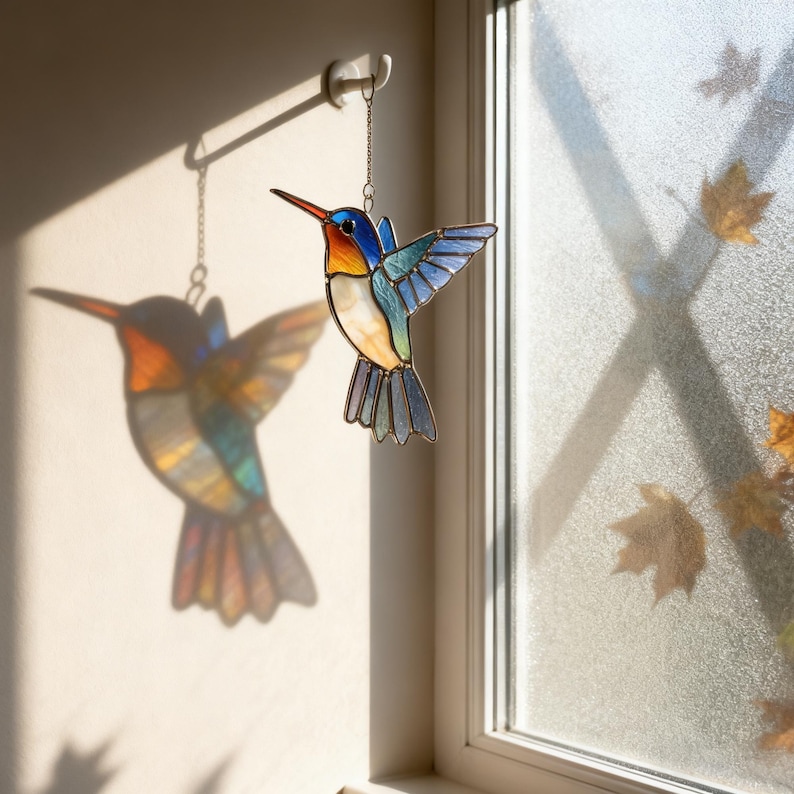 ✨ Hummingbird Stained Glass Suncatcher – Hand‑Cut Light Catcher for Your Window