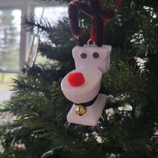 Toilet Reindeer